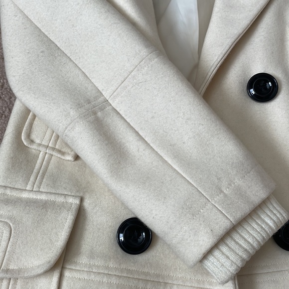 Wool coat - Picture 5 of 9